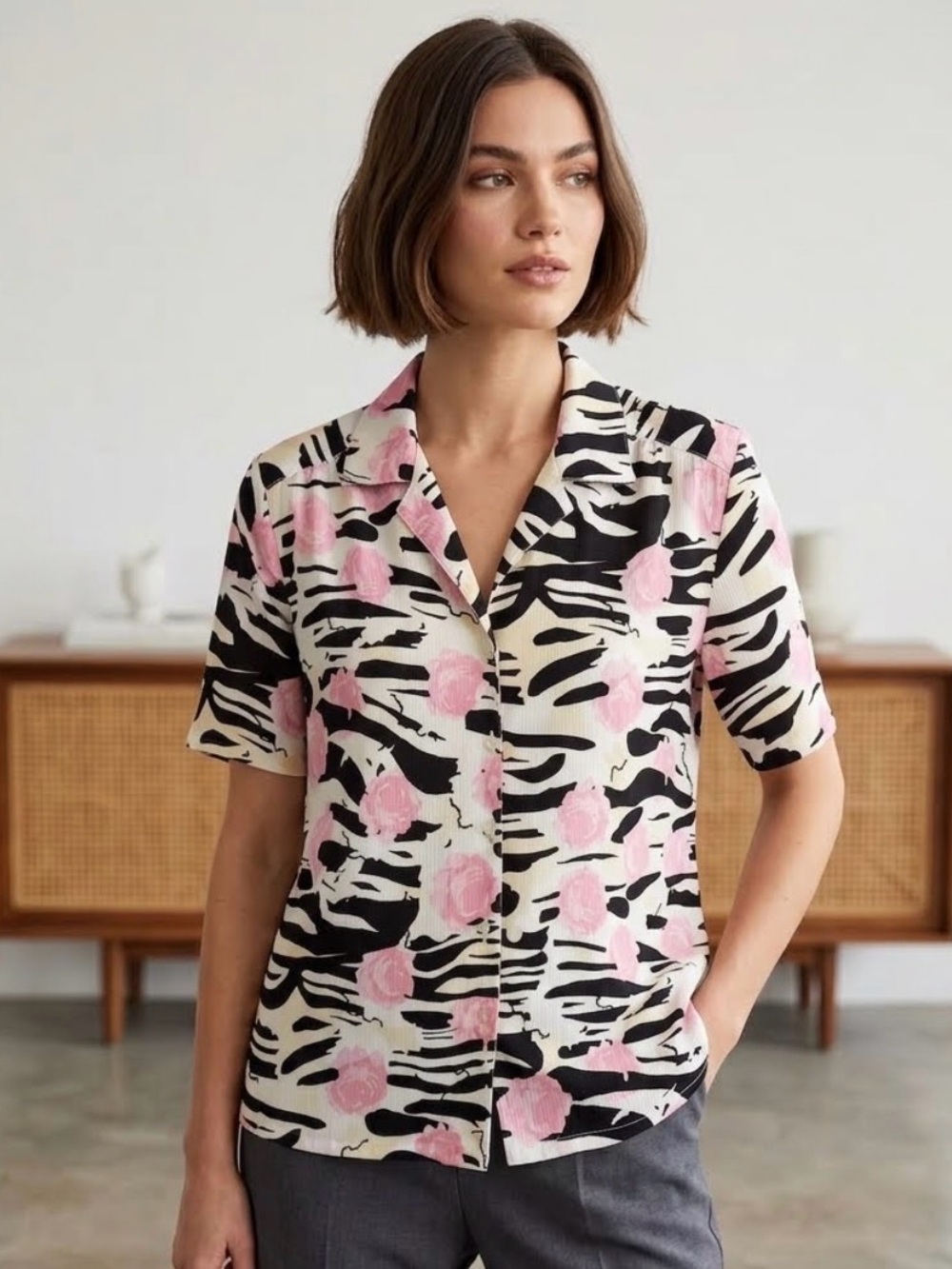 Donnkenny Zebra & Floral Button-Up Blouse | Size Small